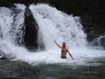 купання в водоспаді Кам'янка